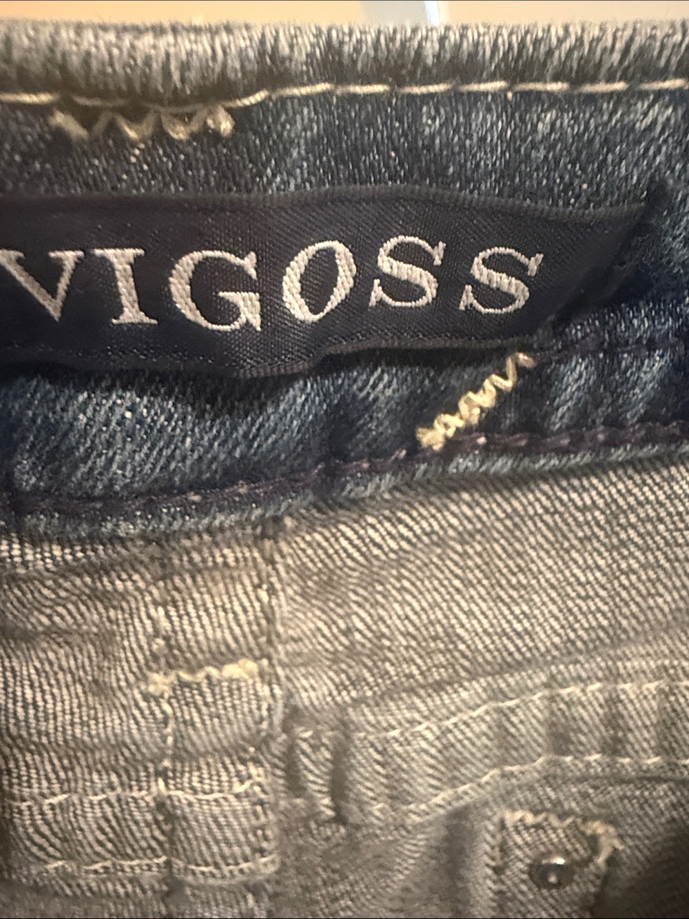 Vigoss Women's Denim Indigo Cropped Straight Jeans - Picture 3 of 4